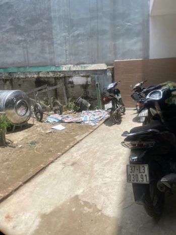 Cho thuê nhà 4 tầng  ngõ 28 thượng phúc  tả thanh oai 6860555