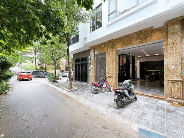 Hiêm-ban nha phân lô ôtô tranh phô xuân la, tây hô 6861149