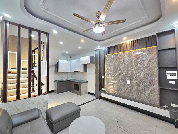Bán nhà đặng vũ hỷ long bien 5 tầng mới đẹp long lanh giá 6861240