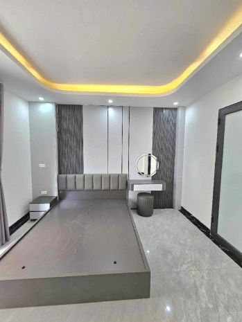 Bán nhà đặng vũ hỷ long bien 5 tầng mới đẹp long lanh giá 6861242