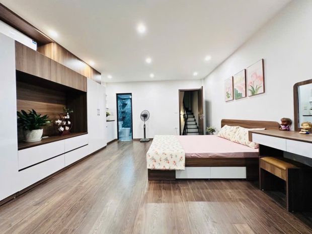 Bán nhà ngọc hà  đội cấn  nhà mới 6 tầng 1 tum  full nội 6861282