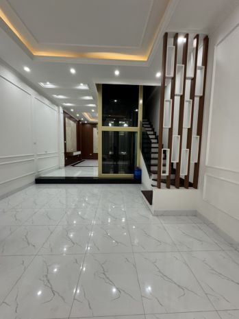 Bán nhà phố vũ tông phan 6 tầng lô góc, thang máy, gara, 6861412