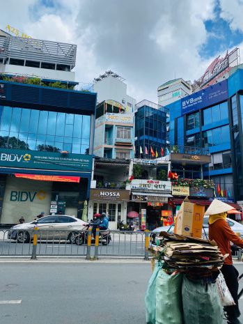 Chính chủ bán mặt tiền phạm hồng thái, bến thành, q.1: dt 6861499
