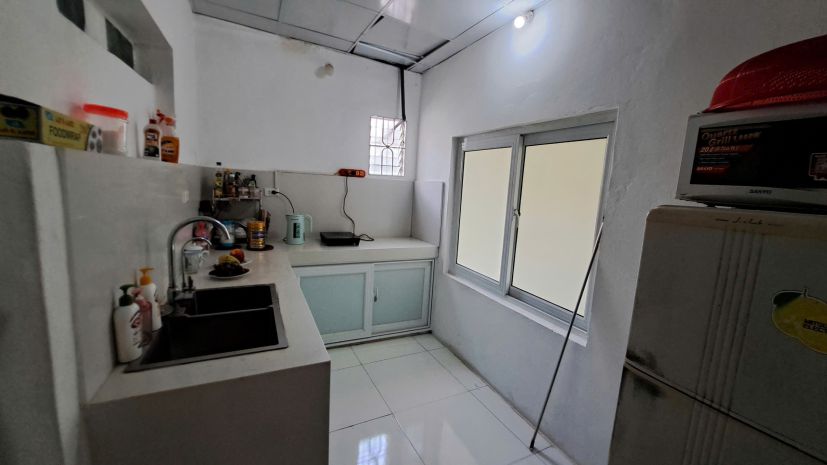 Cho thuê căn hộ tập thể hoàng quốc việt, 60m2, 2 ngủ, 1 vệ 6862158