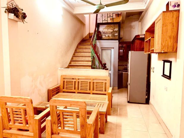 Cho thuê nhà nguyên căn ngõ 20 đại la, 32m2 x 4 tầng, 3 6862163