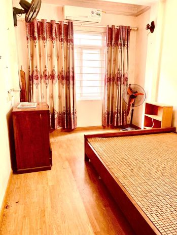 Cho thuê nhà nguyên căn ngõ 20 đại la, 32m2 x 4 tầng, 3 6862164