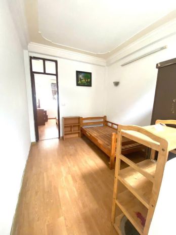 Cho thuê nhà nguyên căn ngõ 20 đại la, 32m2 x 4 tầng, 3 6862165
