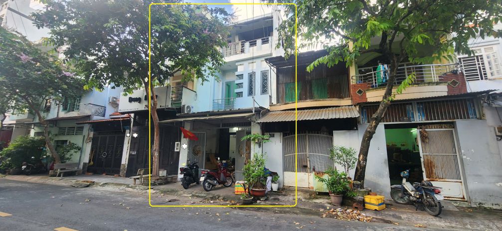 Cho thuê nhà mặt tiền đỗ bí 99m², 2lầu - 17 triệu 6862320