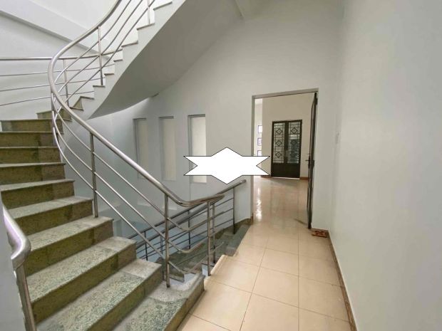 Cho thuê nhà mặt tiền đỗ bí 99m², 2lầu - 17 triệu 6862322