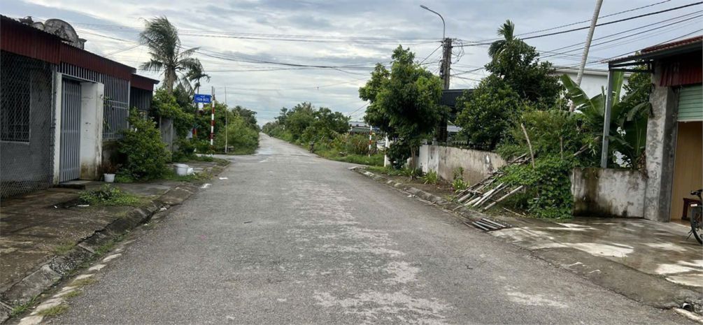 Bán đất mặt đường vũ thị ngọc toàn  giá chỉ 2.4x tỷ  zalo 6862537