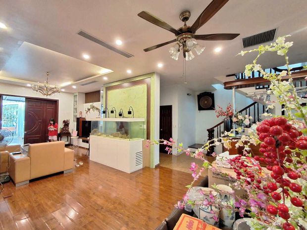 Biệt thự trung tâm sài đồng  cơ hội đầu tư hiếm có tại 6862879