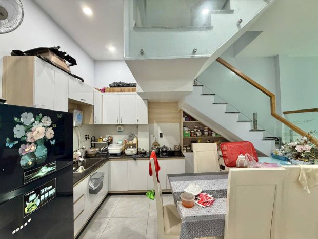 Nhà 4x25m trệt lầu, hẻm xe tải vị trí đẹp gần trường học tô 6863304