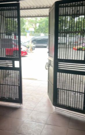 Chính chủ bán nhà trục chính đường lạc hồng trước cổng trườn 6863413