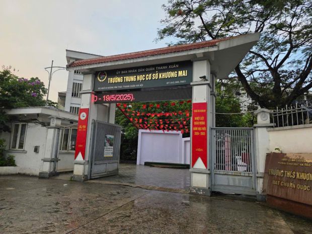 Chính chủ bán nhà trục chính đường lạc hồng trước cổng trườn 6863414