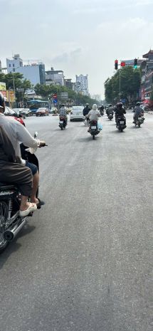 Chính chủ bán nhà trục chính đường lạc hồng trước cổng trườn 6863415