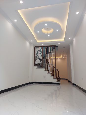 Nhà mới 40m² x 5 tầng  cạnh nhổn 6863887
