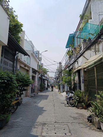 Nhà 2mt oto trong nhà sát chợ p.t.giản aeon t.phú 72m 4tầng 6864343