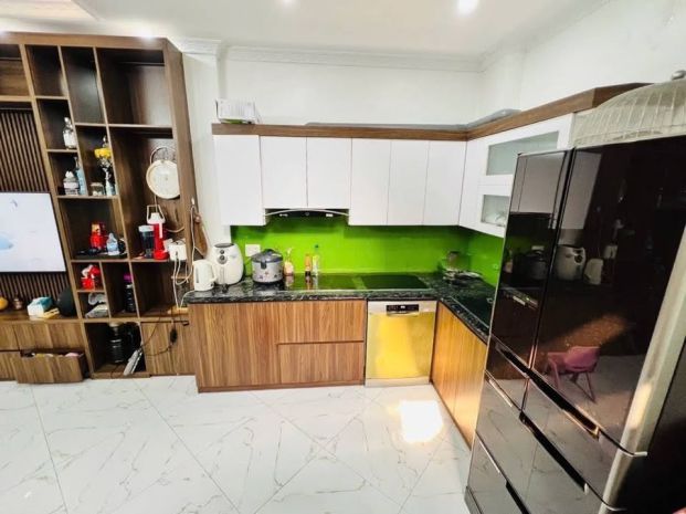 Hiếm  nhà 5 tầng đường 422 gần ngã tư trôi - chỉ 3,8 6865485