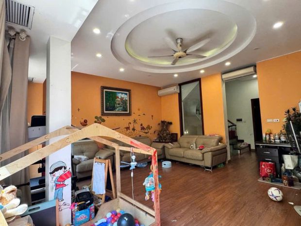 Hiếm!bán nhà mặt phố cửa bắc,trúc bạch,ba đình dt 140m2 kd 6865587