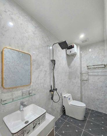 Bán nhà 3 tầng 5x25 thủ dầu một bình dương 6865623