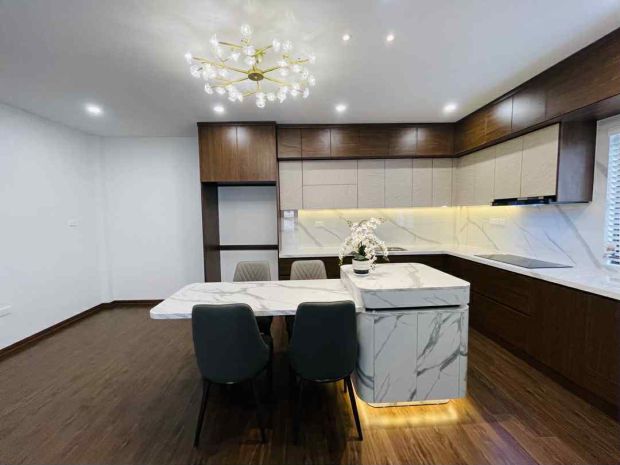 Bán nhà giải phóng, hoàng mai 80m lô góc, mặt tiền rộng, ô 6867105