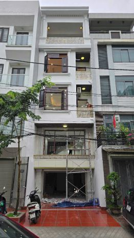Bán nhà riêng tại ngay ql32 lai xá, 14,6 tỷ, 67m2, 6pn + 6867267