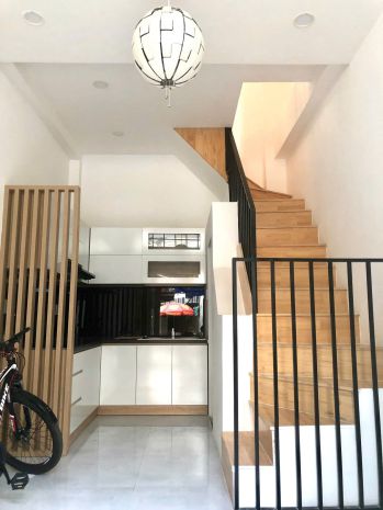 Chỉ 2 tỷ 450 sở hữu nhà 3 tầng hxh quận 6 tặng nội thất cao 6867971