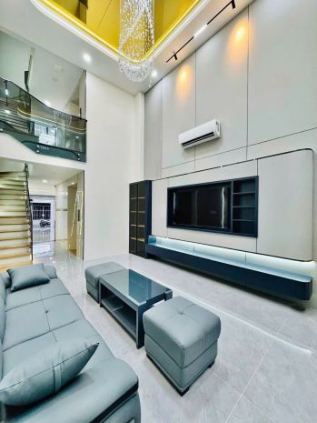 Nhà mặt phố 1 trệt 3 lầu 80m2 full nội thất giá chỉ 6,7 tỷ 6868314