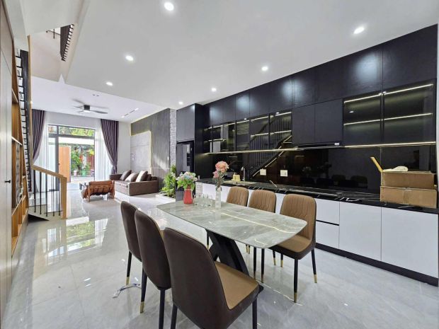 Nhà 3 tầng hiện đại hòa xuân  full nội thất cao cấp, 6868709