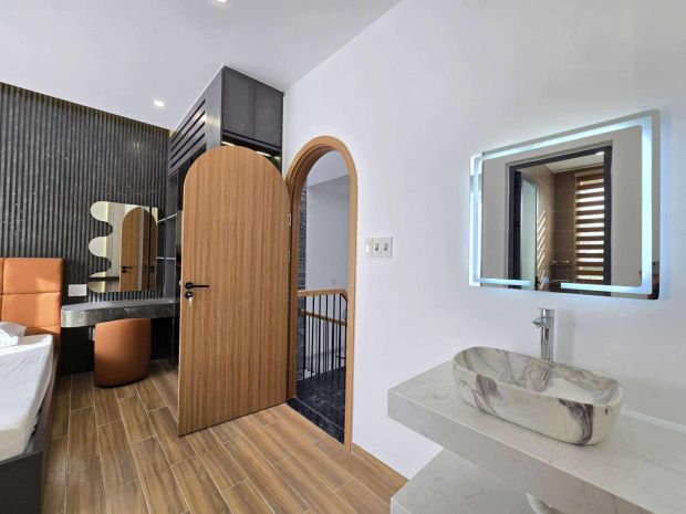 Nhà 3 tầng hiện đại hòa xuân  full nội thất cao cấp, 6868712