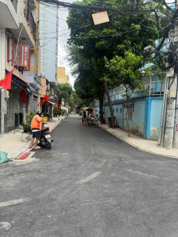 **bán nhà hxh văn chung** phường 13 tân bình 4,5*25 nhỉnh 6868806
