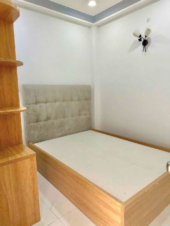 Nhà thích quảng đức  dtsd 71m2  3 tầng  hẻm 3m  4 phòng 6869962