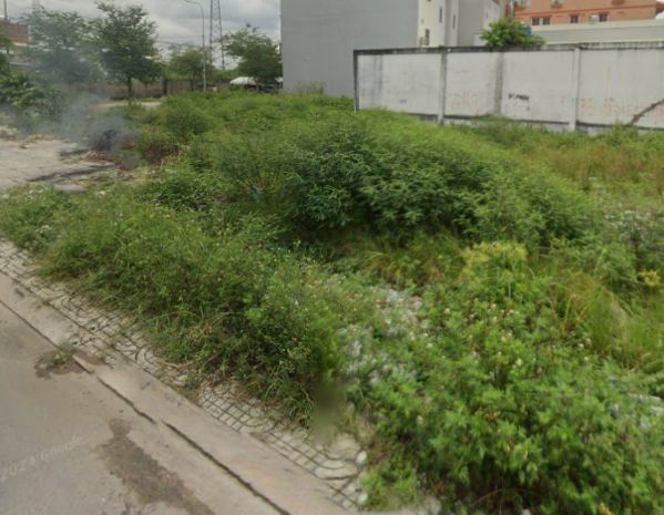 Đất vuông shr hxh né 110m2  thạnh xuân 13 quận 12 ss 6870073