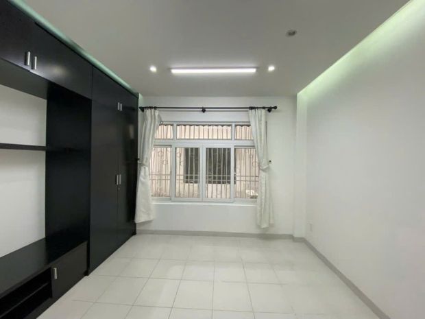Nhà vuông view cv shr 3 tầng hxh né 80m2  đặng thuỳ trâm 6870247