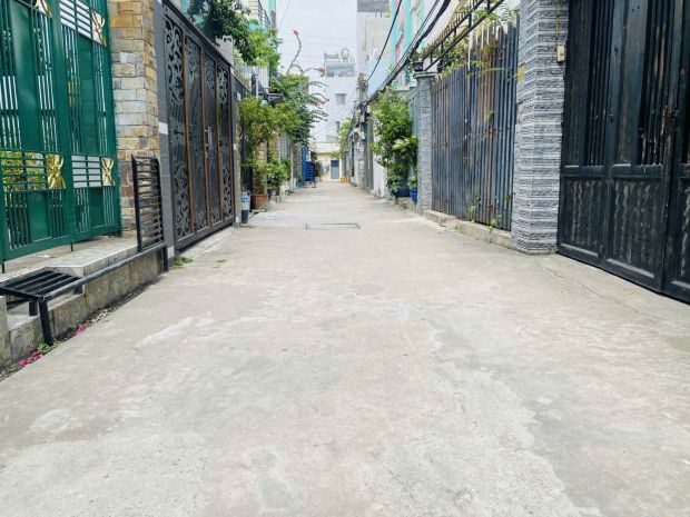Bán gấp nhà hẽm huỳnh tấn phát, quận 7 - vị trí vàng,5x19- 6870295