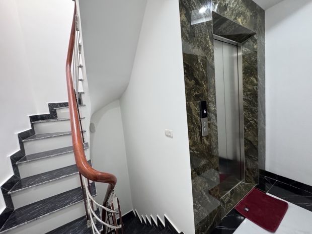 Xuân thủy 35m x6 tầng thang máy 12,950 tỷ nhà đẹp full nội 6870635