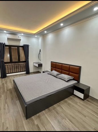 Hot! 410 triệu m có nhà ngõ 283 đội cấn 84m 9 tầng thang 6870882