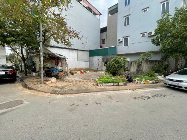 Bán đất mặt phố phú diễn,lô góc,oto tránh,mt 6870996