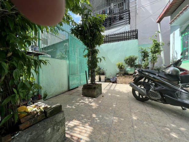 Bán nhà cấp 4, hxh 140m2 ,hưng phú , quận 8 , 
ngang 10m 6871051