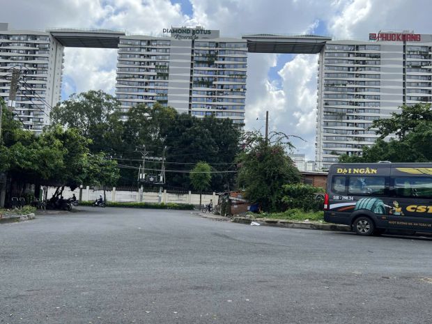 Bán nhà cấp 4, hxh 140m2 ,hưng phú , quận 8 , 
ngang 10m 6871054