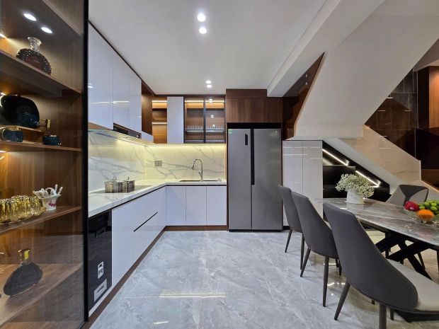 Hiếmnhà đẹp sài đồng 40m,7 tầng thang máy,ô tô tránh,ngõ 6871649
