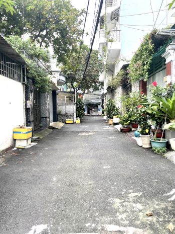 Siêu phẩm mới xây gần công viên làng hoa - xe hơi đỗ cửa 6871687