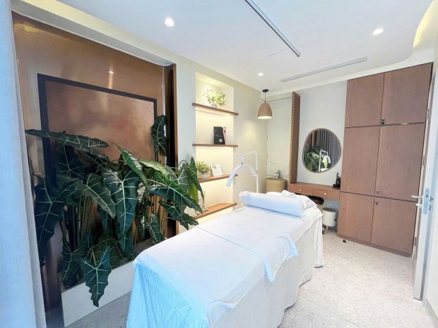 Sang nhượng spa cao cấp  view trung tâm vincom bà triệu 6871742