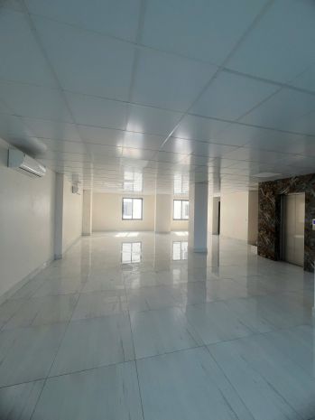 Cho thuê văn phòng tầng 5  6  gần kcn yên phong 6872647