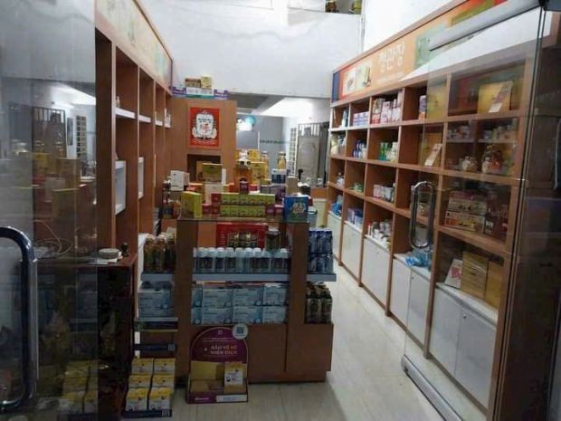 Bán nhà lầu, mặt tiền chợ hồ bơi phương nam, sr,tc chỉ 4 6872790