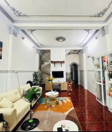 Bán nhà lầu, mặt tiền chợ hồ bơi phương nam, sr,tc chỉ 4 6872791