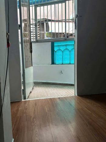 Nhà shr 2 tầng 15m2  huỳnh văn bánh phú nhuận s 6872924