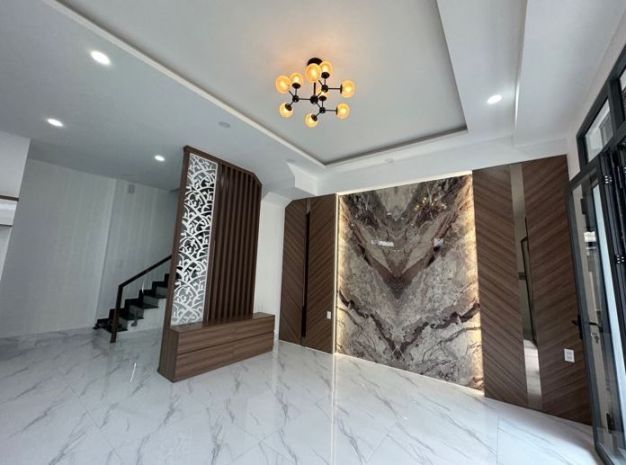 Bình tân - lô góc hai mặt tiền - kết cấu 4 tầng btct - hẻm 6874905