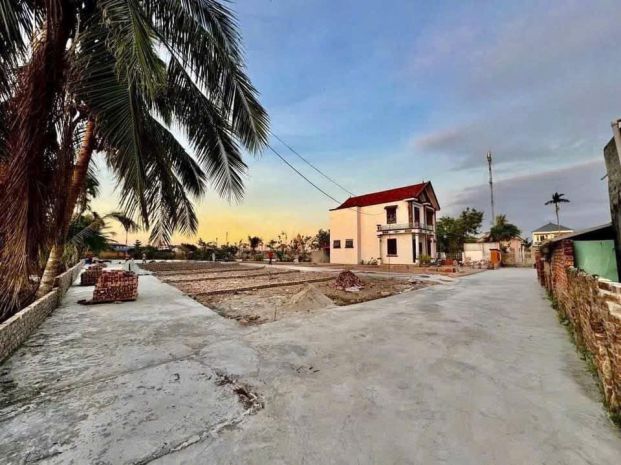 Lô góc 55,5m²  phố sông he, gần vinhomes dương kinh  giá 6875108