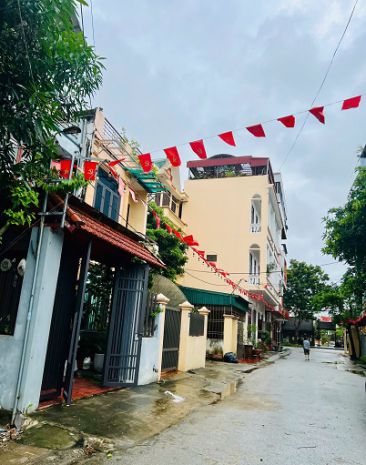 Siêu hot  bán đất tặng 2 căn nhà 2,5 tầng ngay phố cổ hoa 6875658